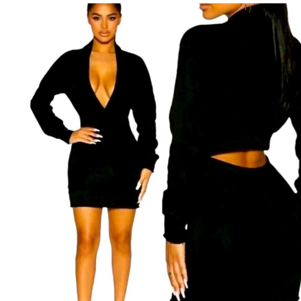 NAKED WARDROBE! No Sweat Sweater Dress. Like New Condition size Large